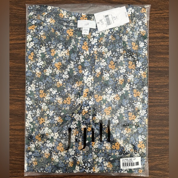NWT J. Jill Navy Wildflower Blouse - Large Petite - Picture 4 of 4